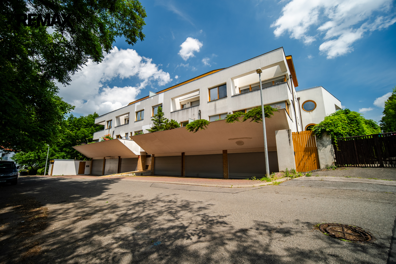 Pohled z ulice