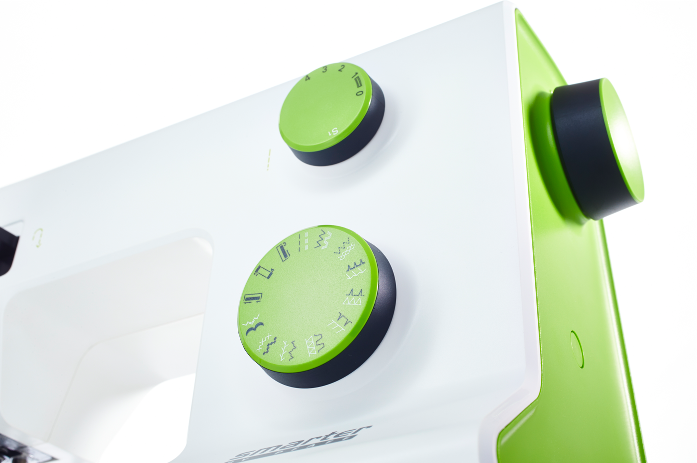 Machine à coudre Smarter 140S