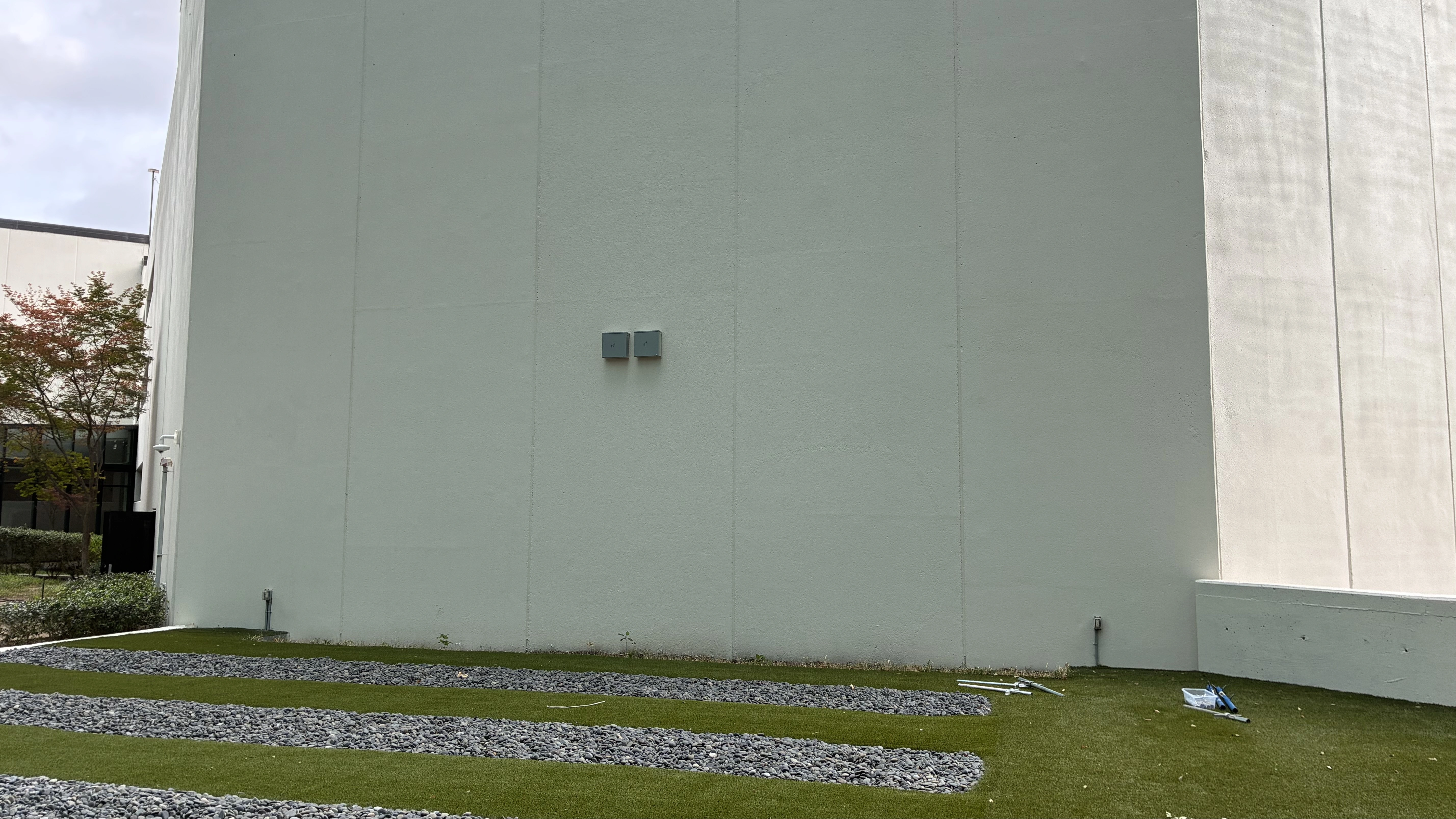 Exterior wall before outdoor LED video wall installation at UrbanTowers