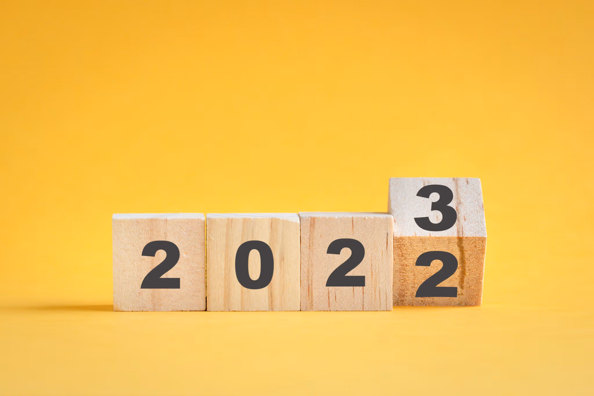 As the year ends, it’s essential to reassess and refine your external communications strategy. This involves measuring relevant PR metrics, closely analyzing competitors’ tactics, and identifying new opportunities ("white spaces") to position your brand more effectively in the media.