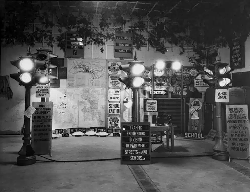 EARLY TRAFFIC CONTROL DEVICES, 1931. PHOTO COURTESY OF SEATTLE MUNICIPAL ARCHIVES, IDENTIFIER #4778