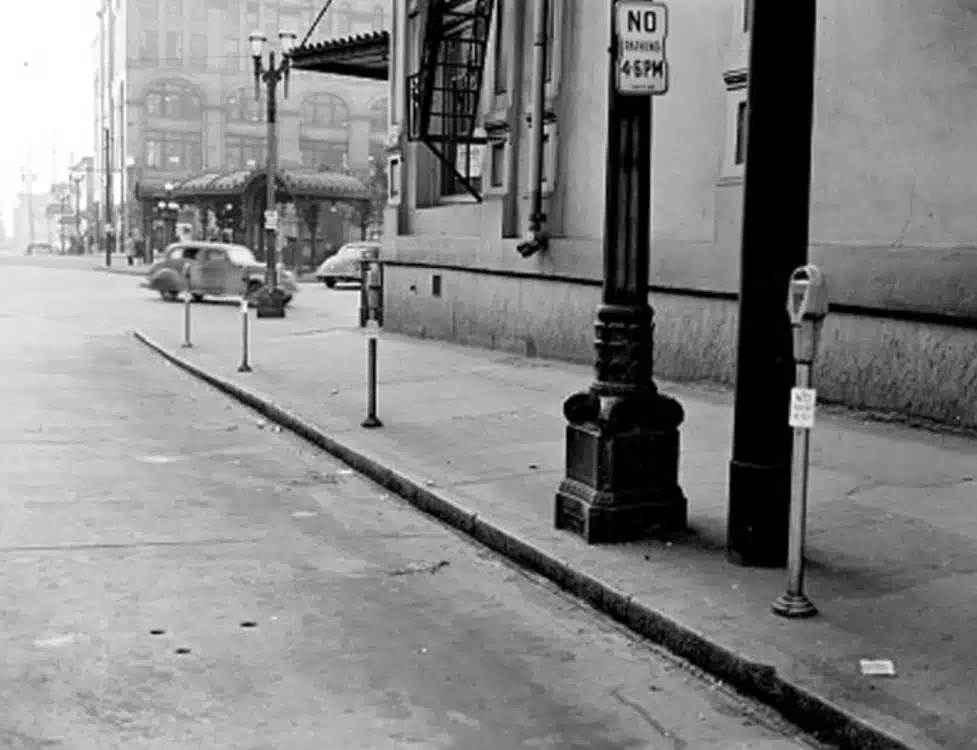 PIONEER SQUARE PARKING METERS, 1947. PHOTO COURTESY OF SEATTLE MUNICIPAL ARCHIVES, IDENTIFIER #40736