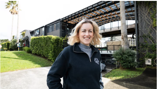 image of students in a collaborative study session