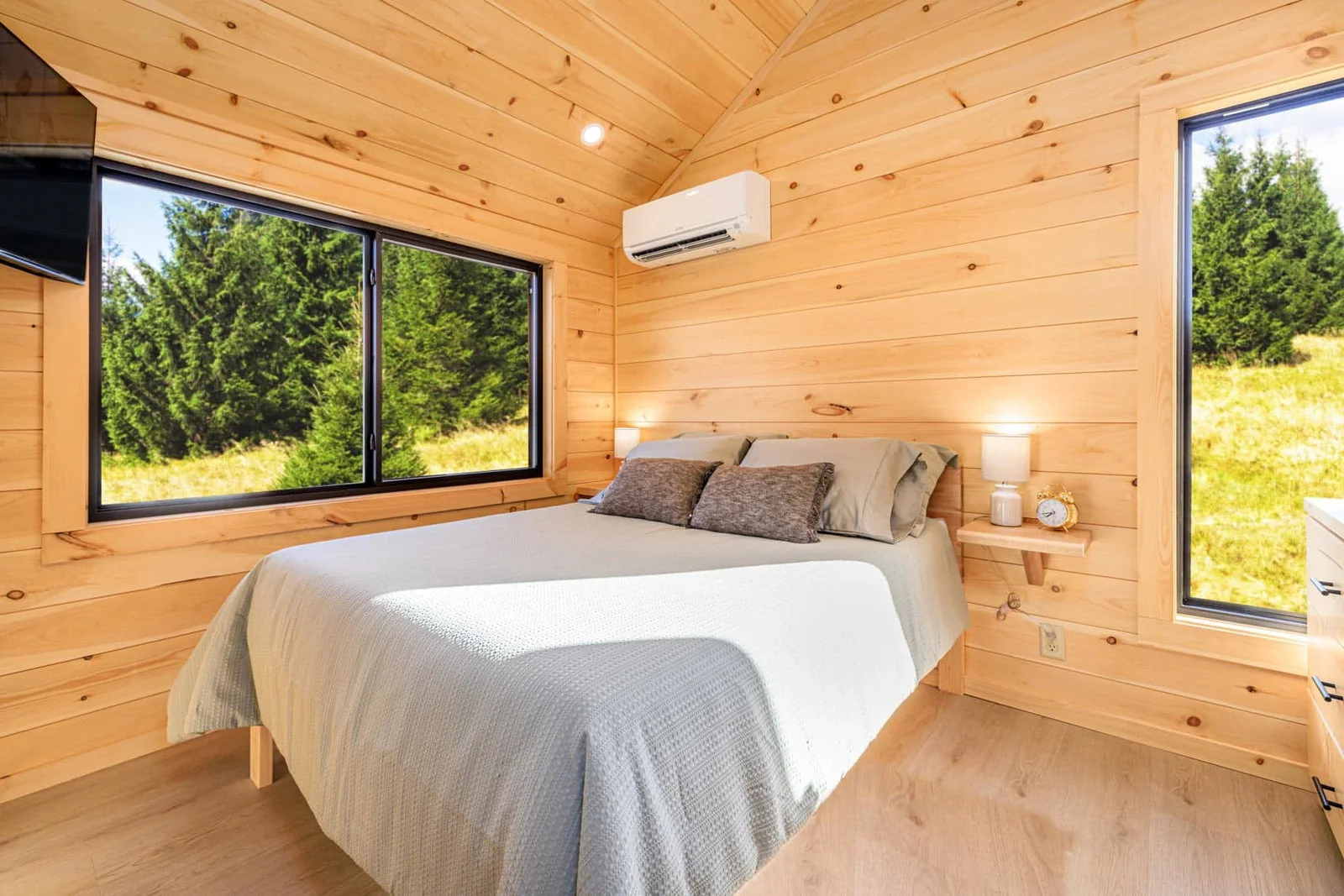 Scandinavian Sierra — gallery photo 8