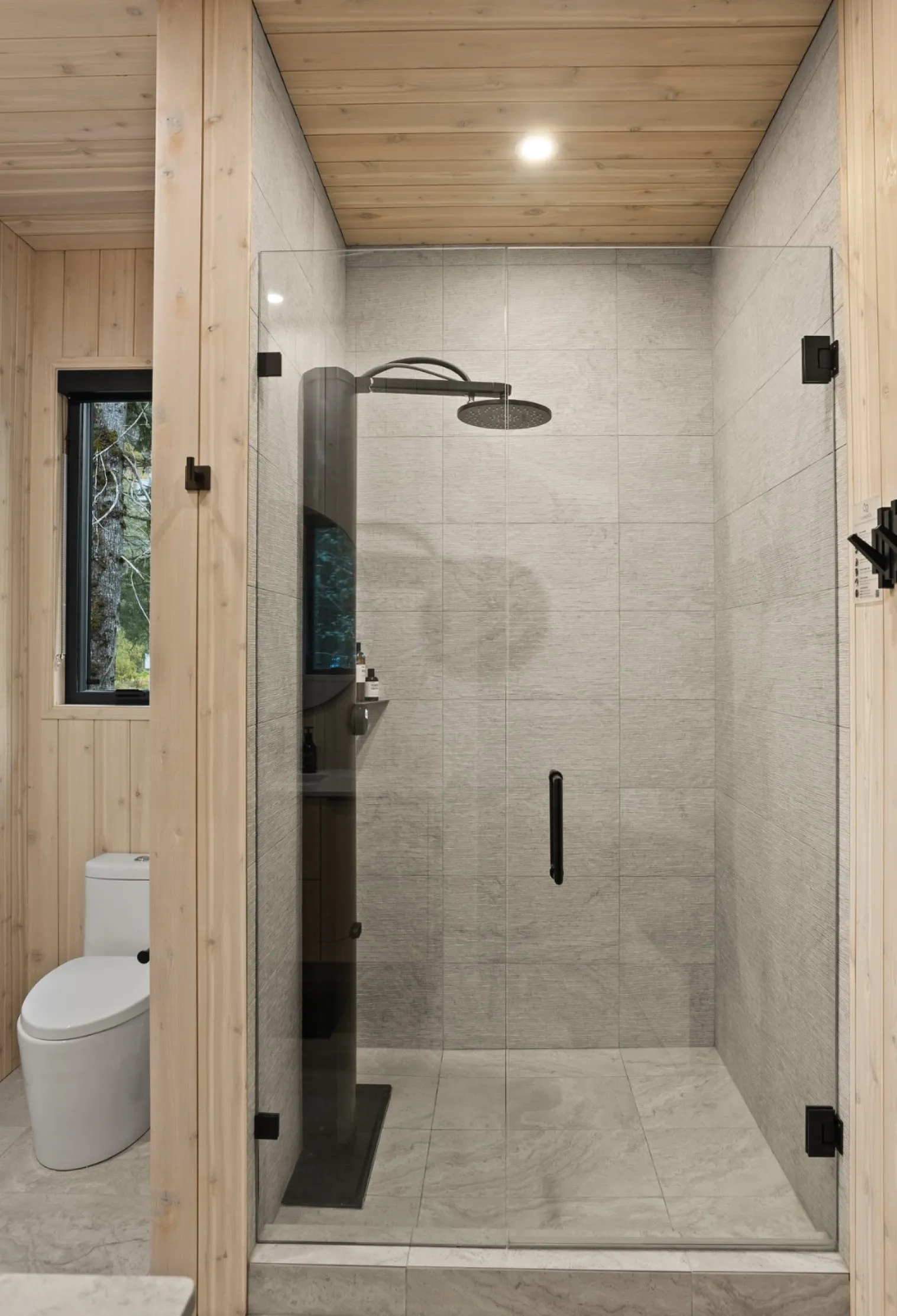 Saturna 7 — gallery photo 5
