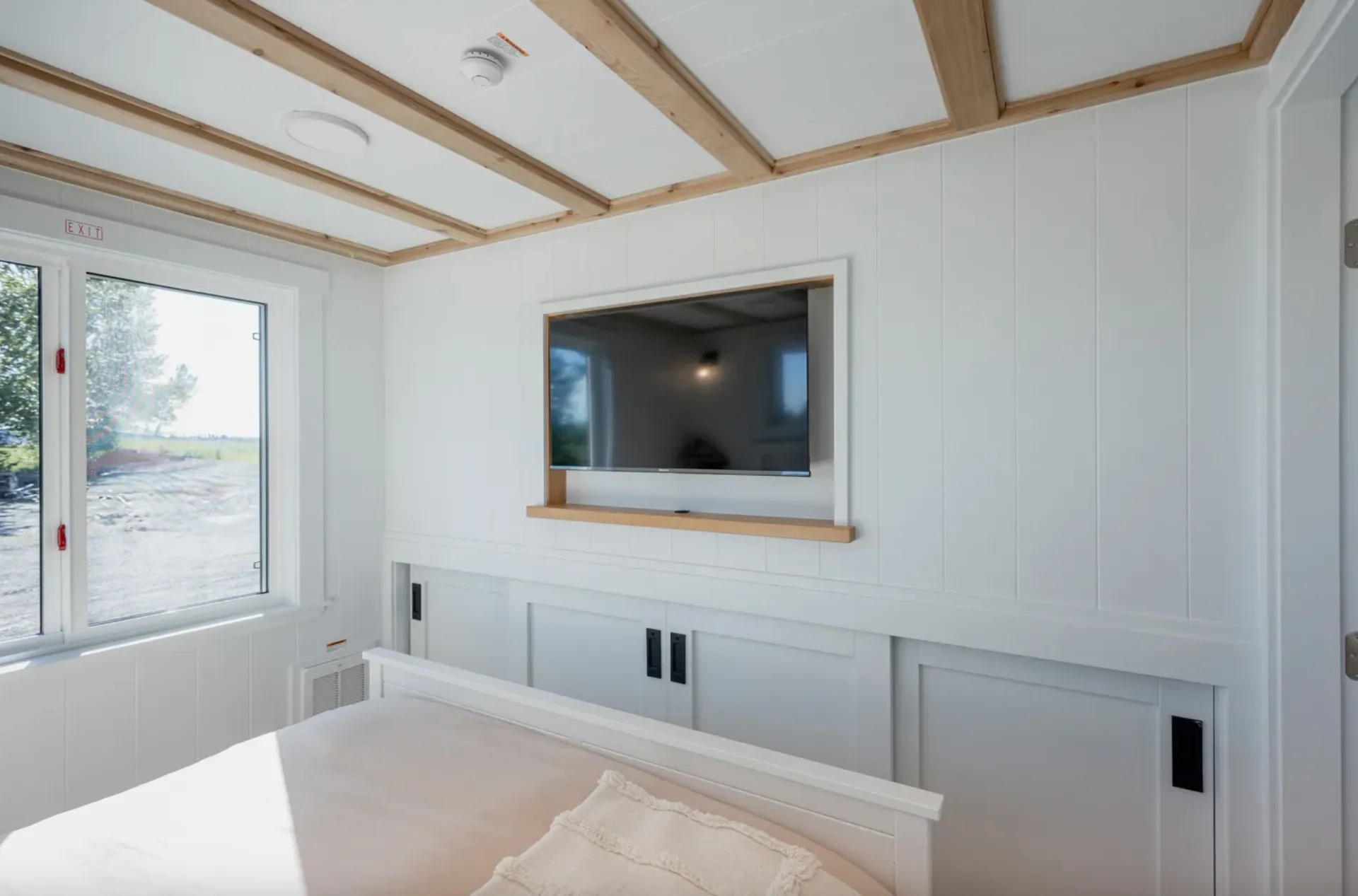 Whidbey — gallery photo 17
