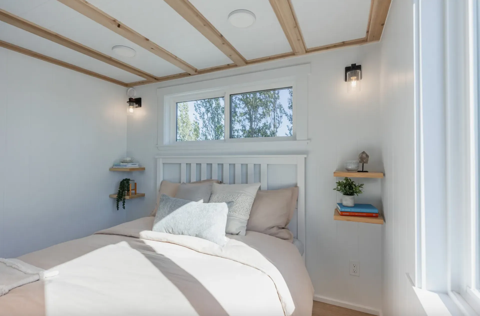 Whidbey — gallery photo 19