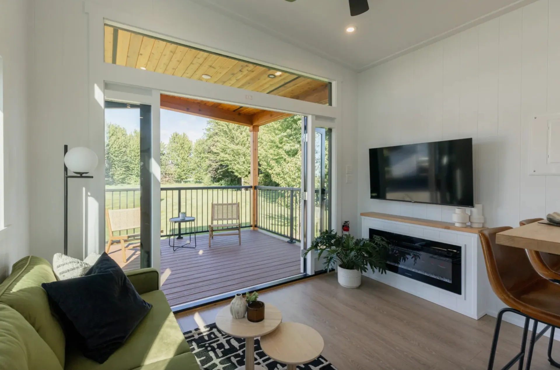 Whidbey — gallery photo 5