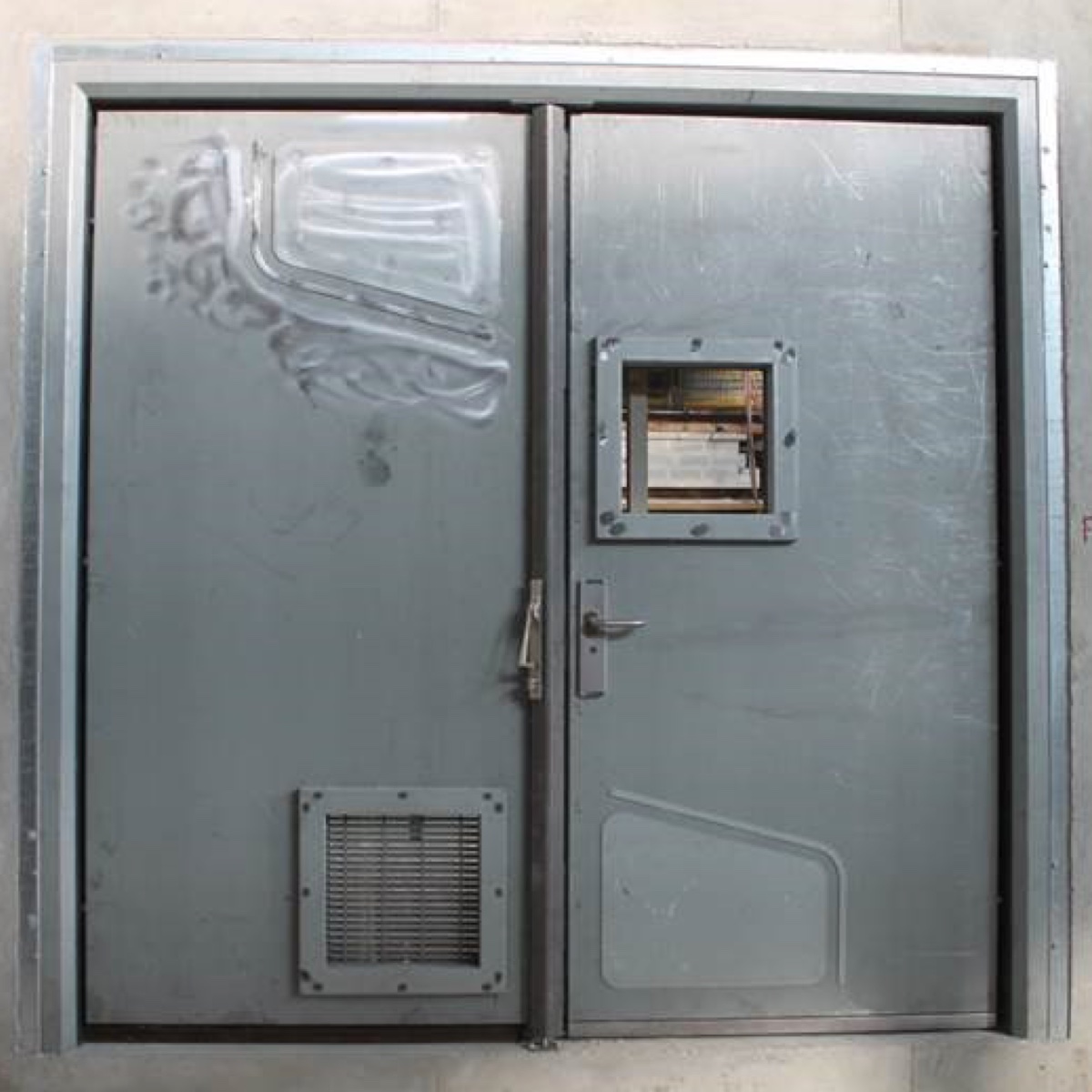 Portes modulaires AGIL Baumert pour secteur nucléaires, défense, banque, Oil&Gas et à composer soi-même