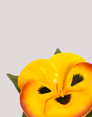 Fleur jaune en faïence, produit artisanal