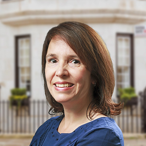 Portrait of Izabella Prusskaya, Senior Solicitor at 'Belgravia Law', London.