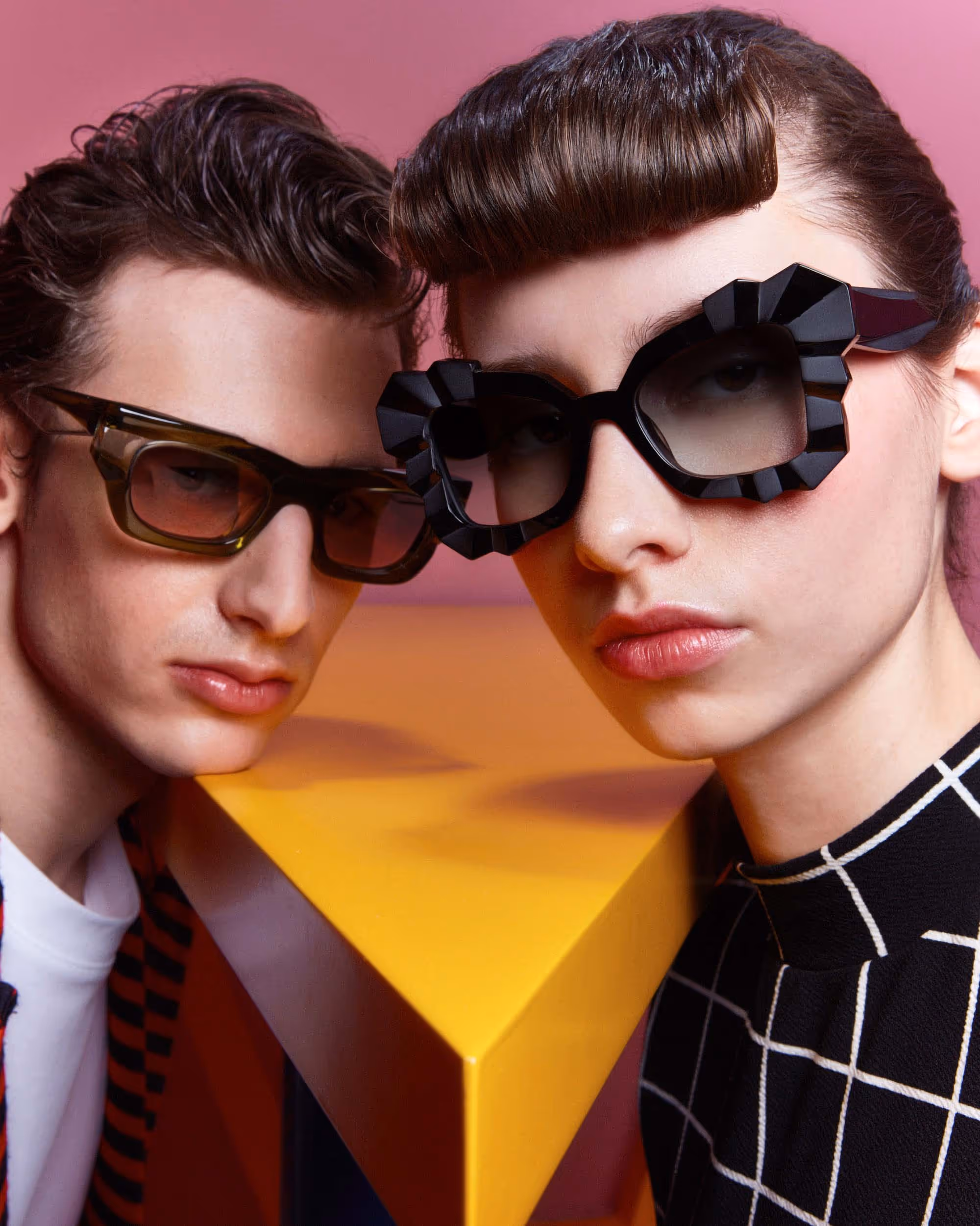 Gafas Oscar Mamooi, estilo artístico exclusivo en óptica Ferao Murcia.