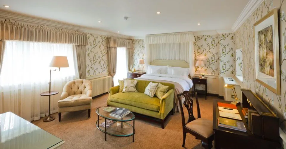Ellenborough Park bedroom
