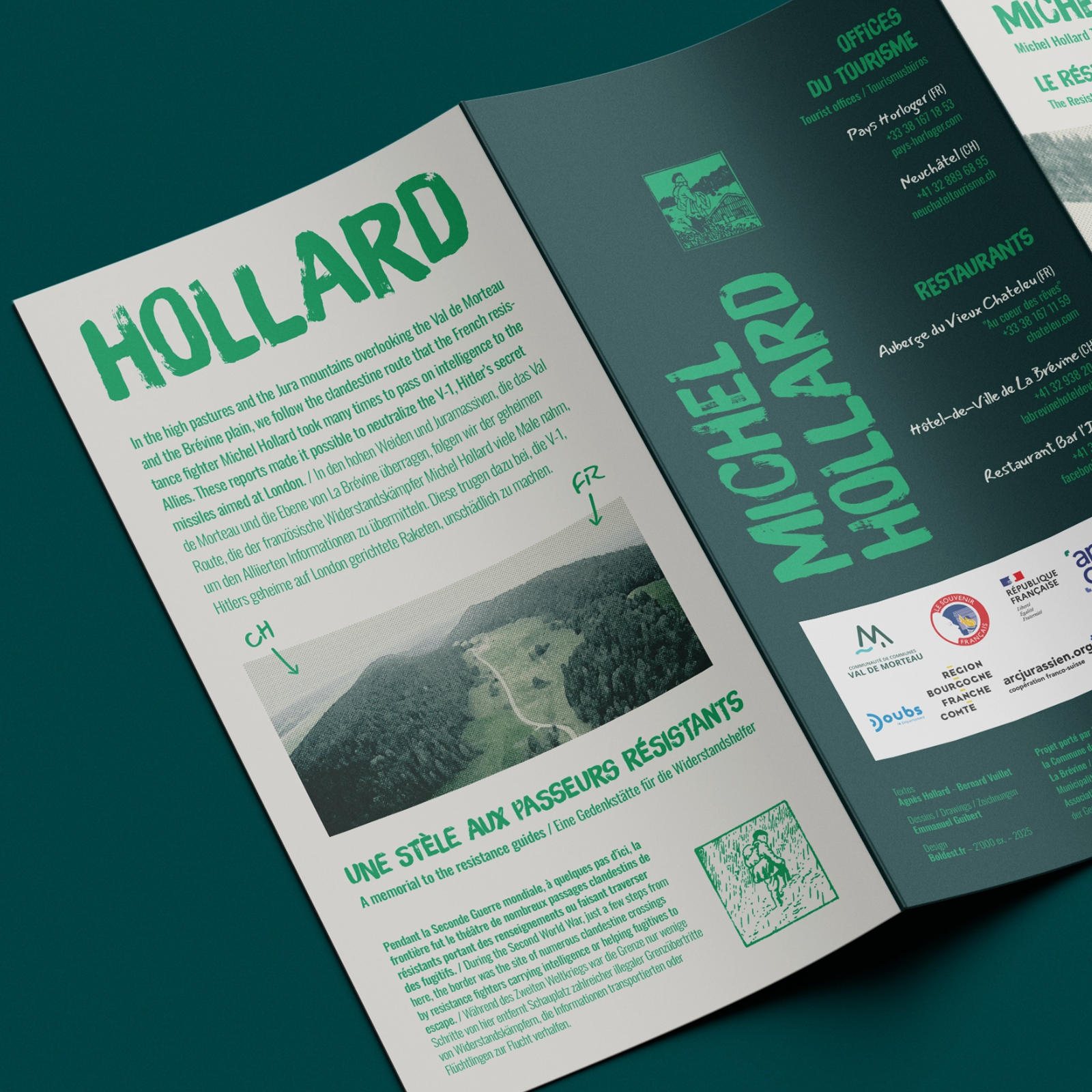 Dépliants touristique du Chemin Michel Hollard déployant l’identité visuelle verte du projet