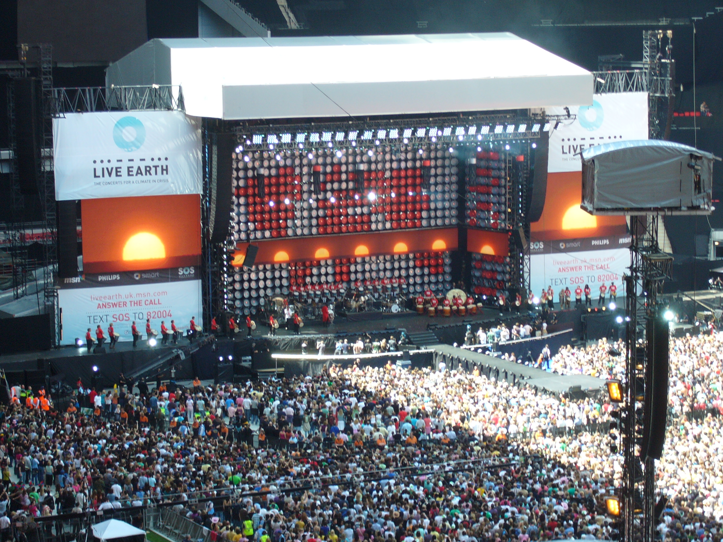 Podium en concert van 3FM live earth