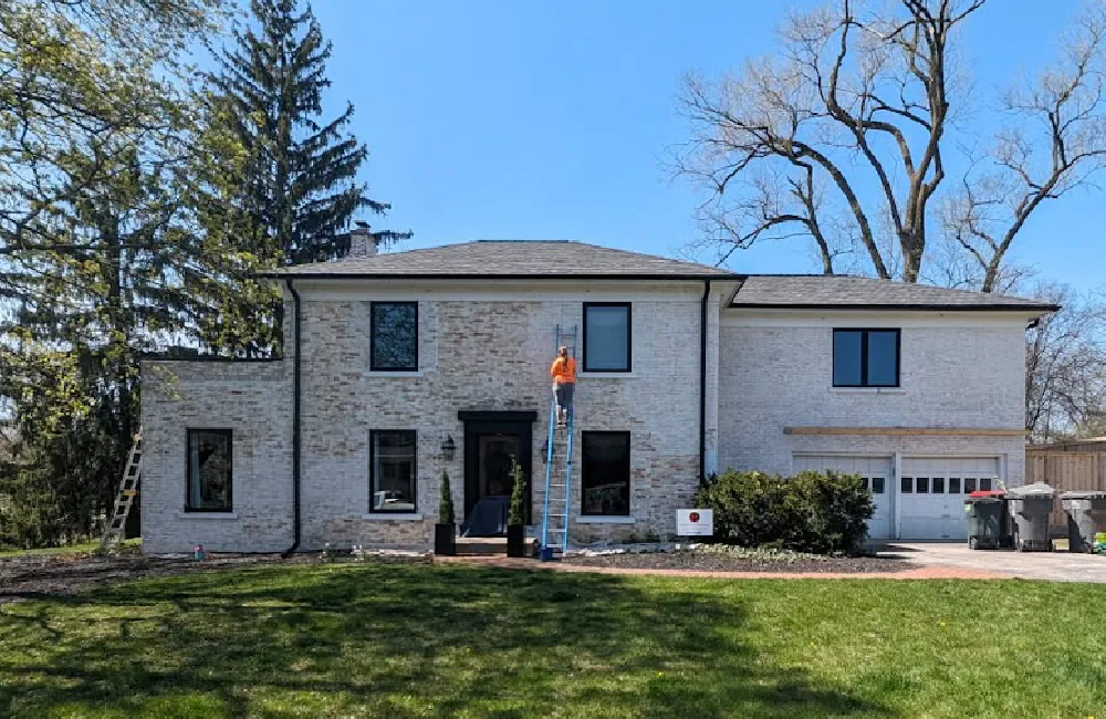Residential home with lime wash before photo