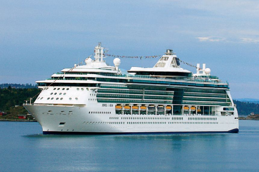 Norwegian Jewel - Ship Photo