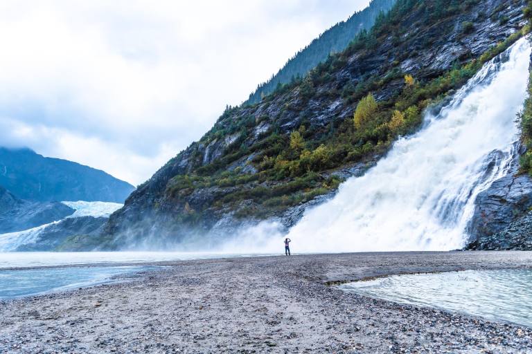 The Ultimate Tour Guide to Alaska