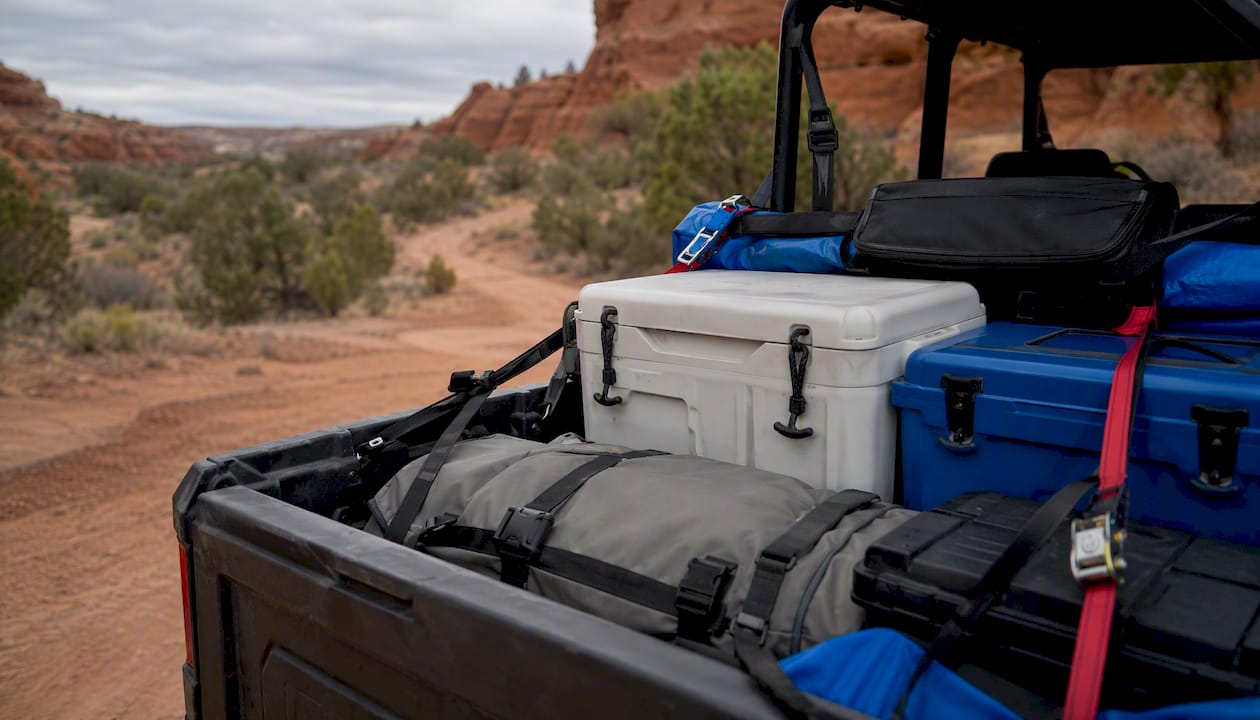 UTV cargo bed with low centered load