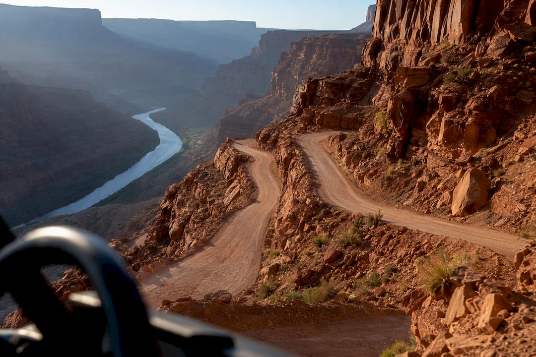 Mineral Bottom switchbacks above Green River