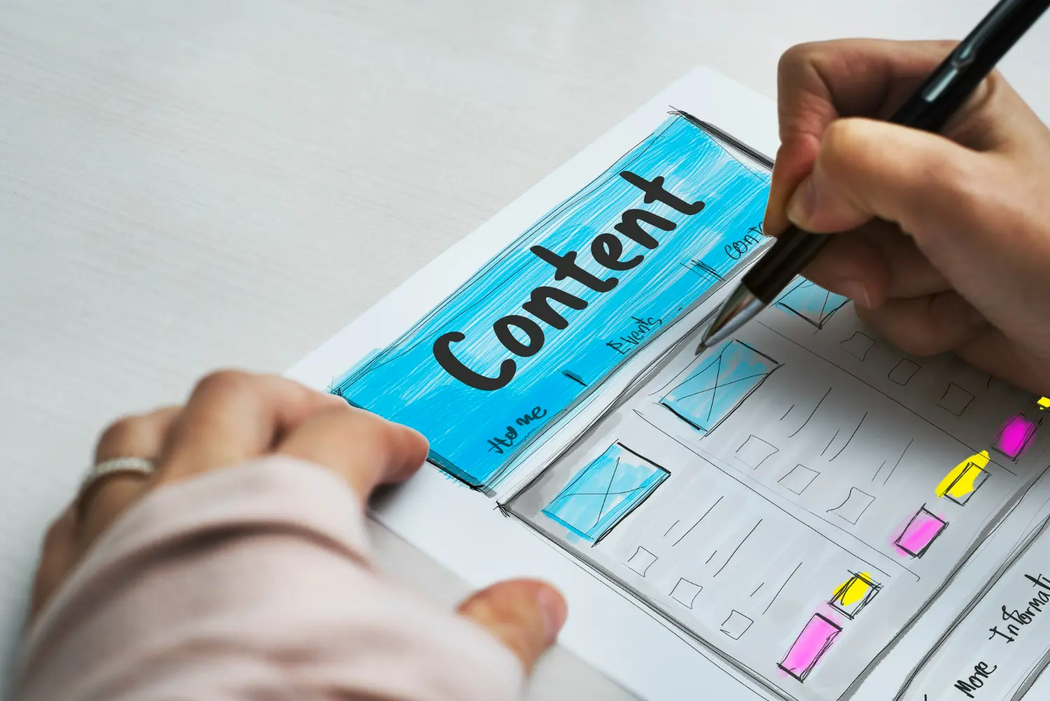 person planning content for a therapy private practice