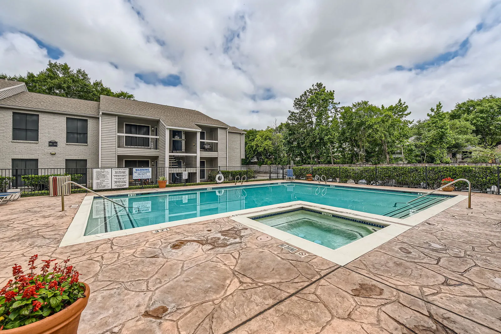 pool