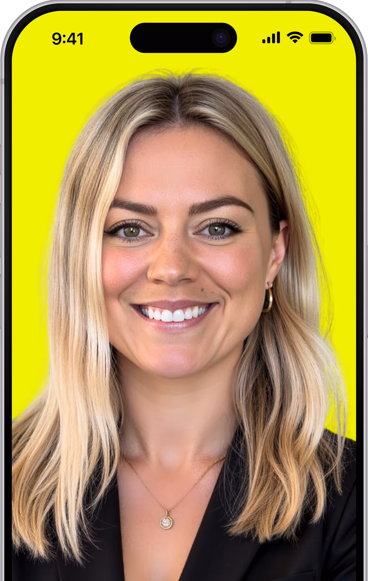 Mobile mockup of founder, Victoria Draper photo