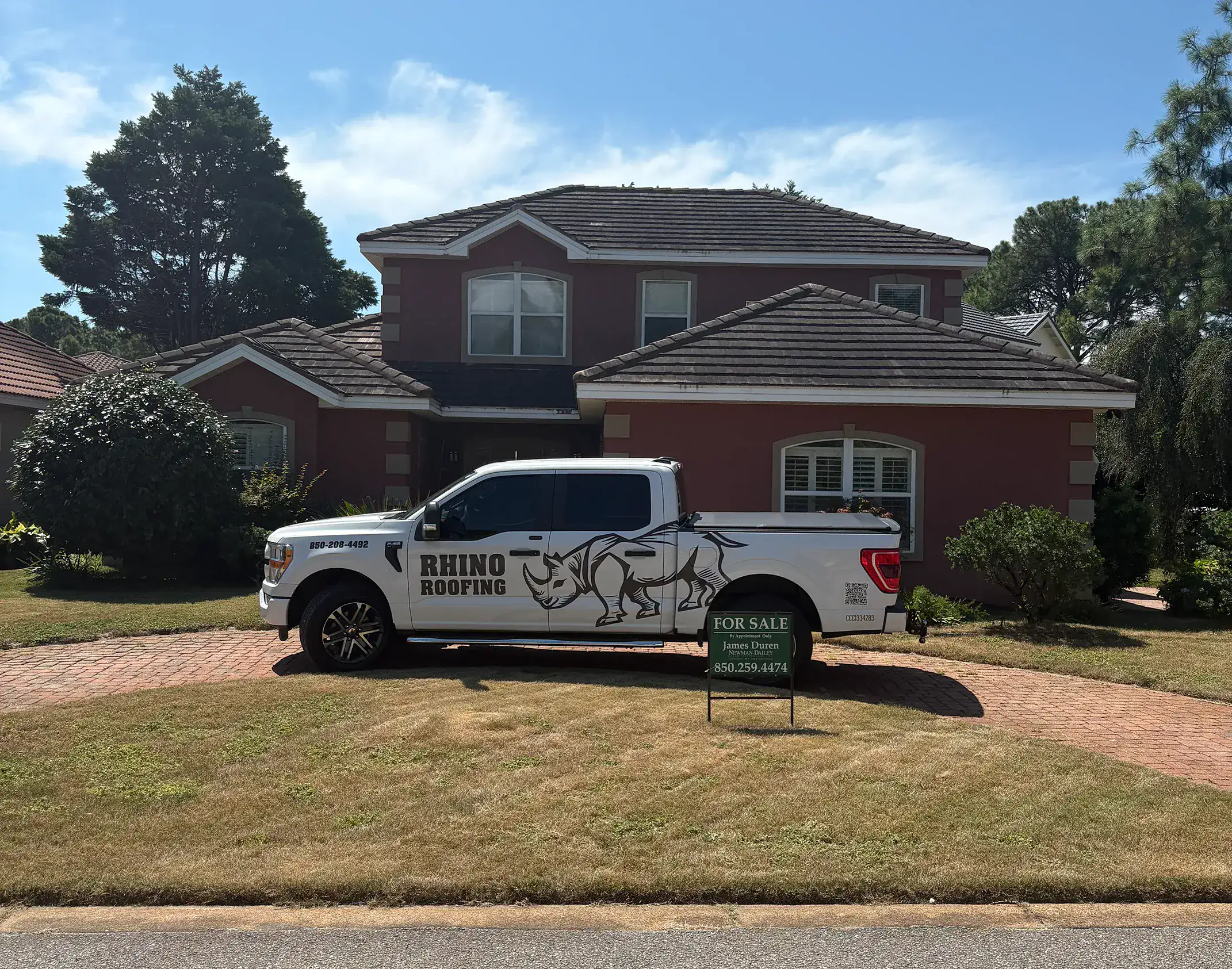 image of roof being repaired