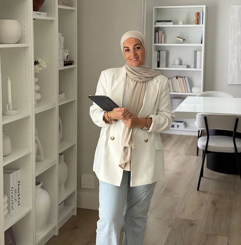 Hello there.. I’m in the spotlight