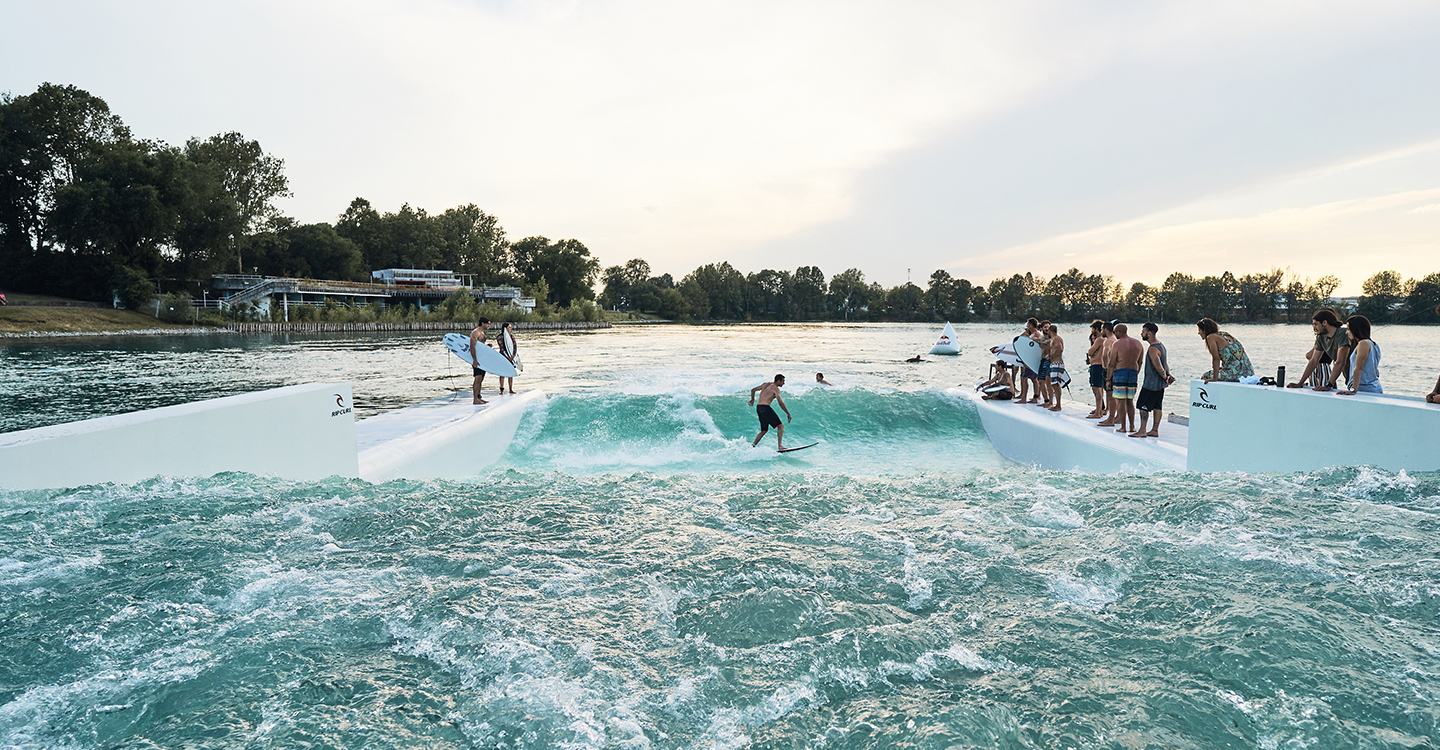 The Biggest and  Most Powerful Artificial Stationary Wave