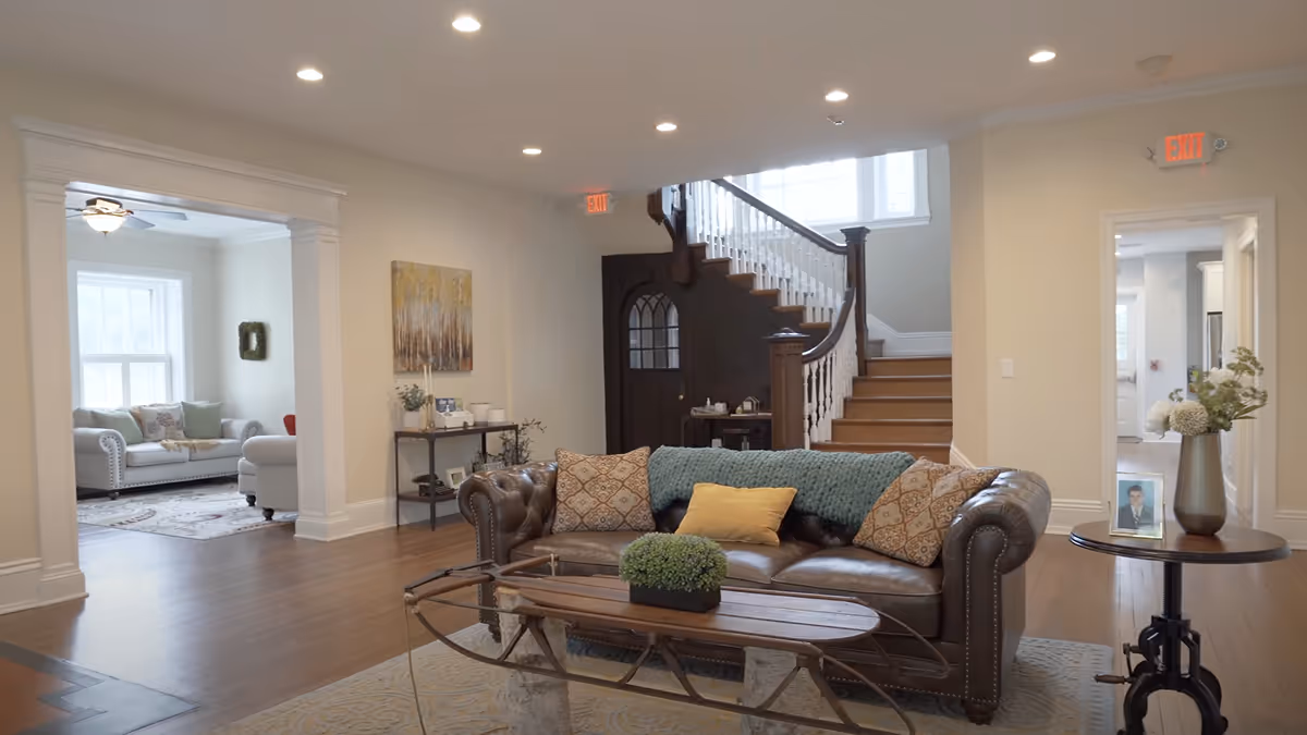Philadelphia House Indoor