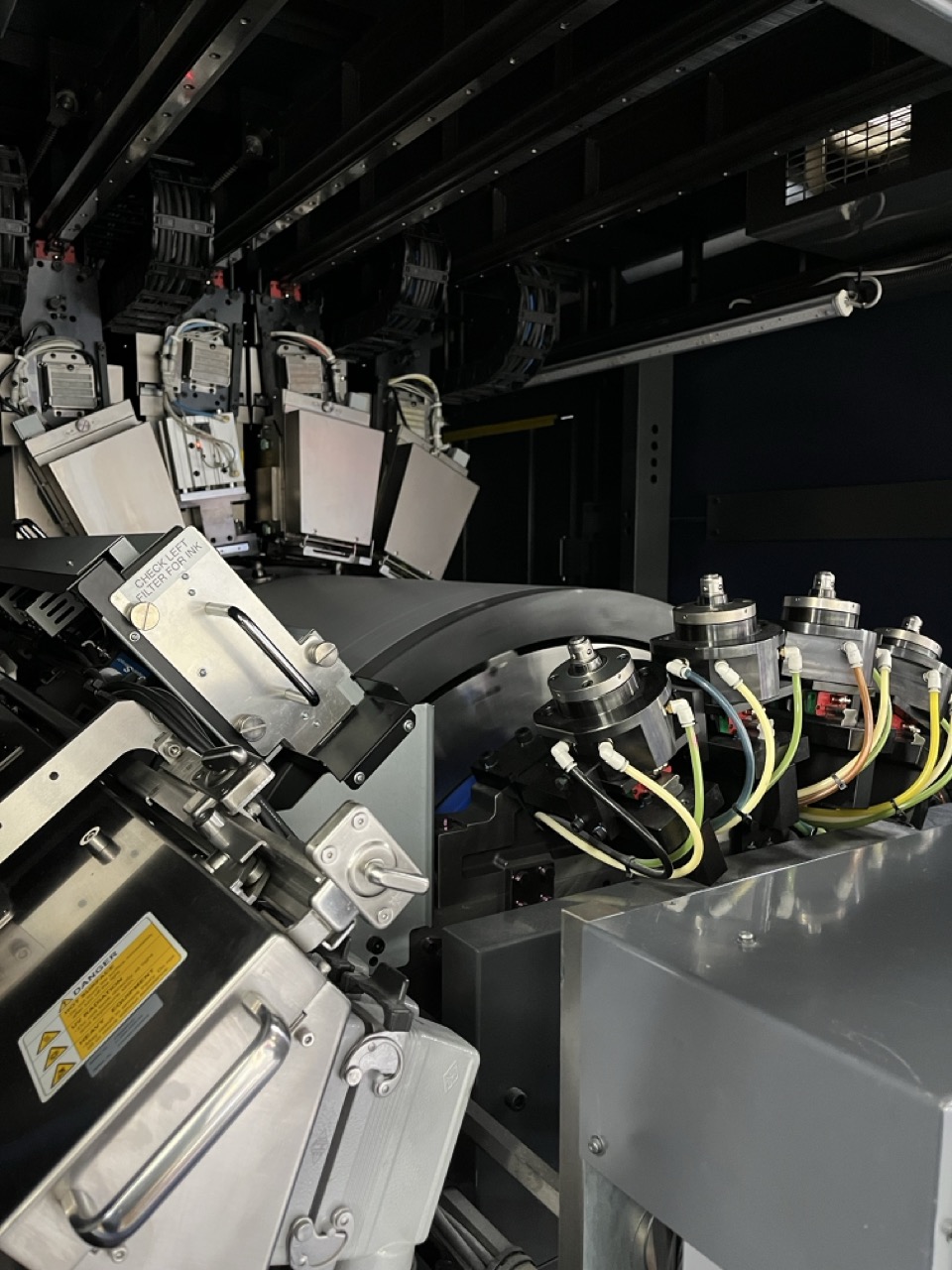inside of inkjet commercial digital printing machine