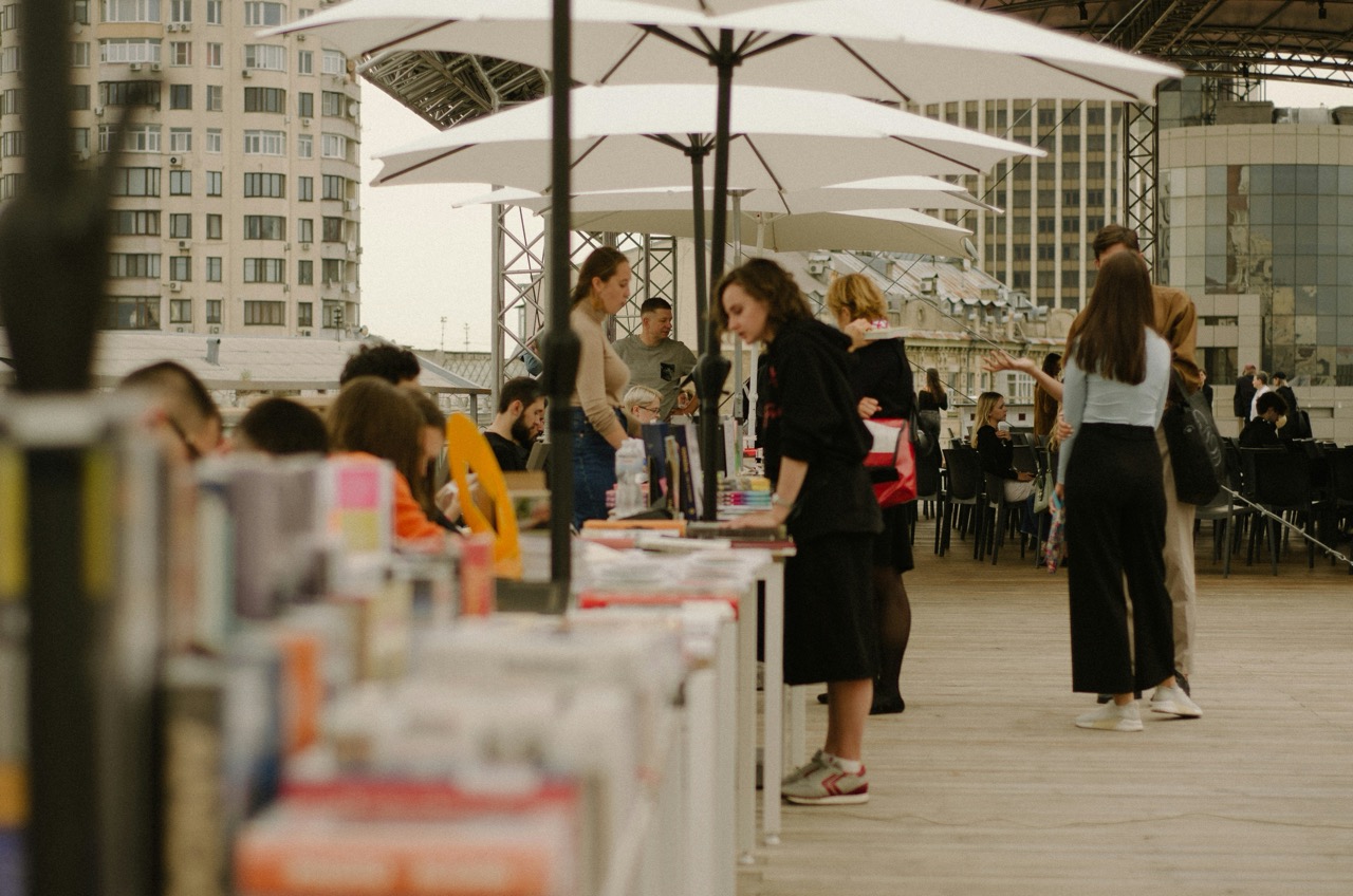 Book Fair and Exhibition Stall Essentials for Authors + Free Checklist