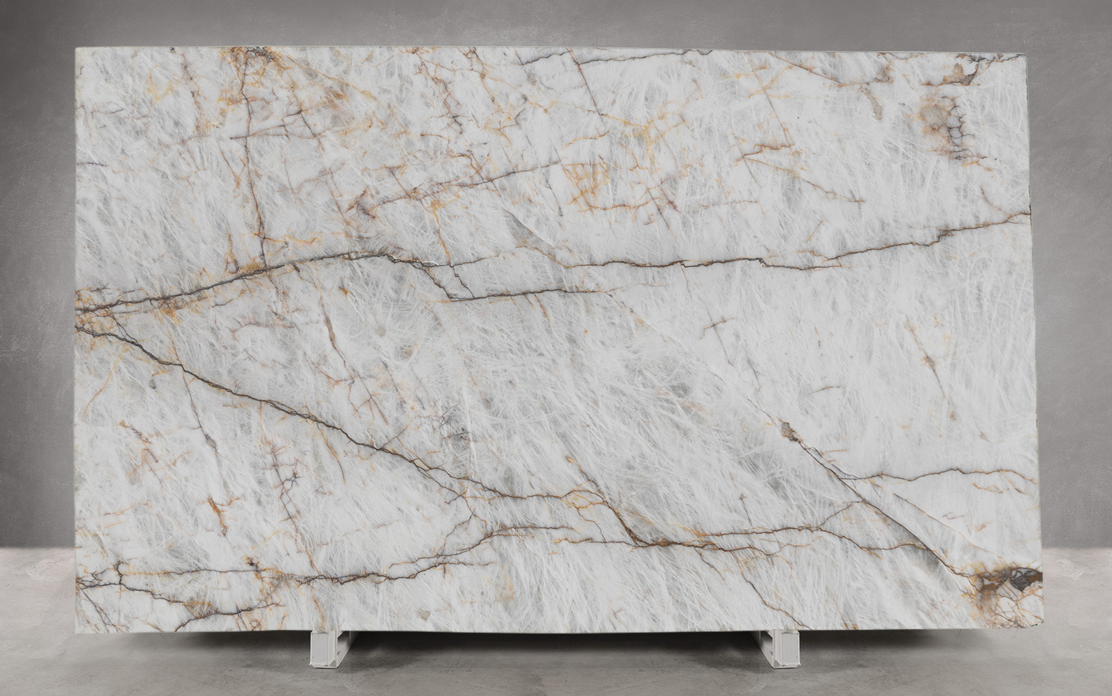 White Cristallo Quartzite Honed Slab | Block 1731