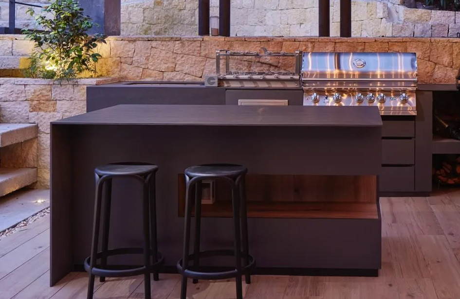 Neolith porcelain benchtop in an outdoor alfresco BBQ kitchen, UV stable surface, Sydney