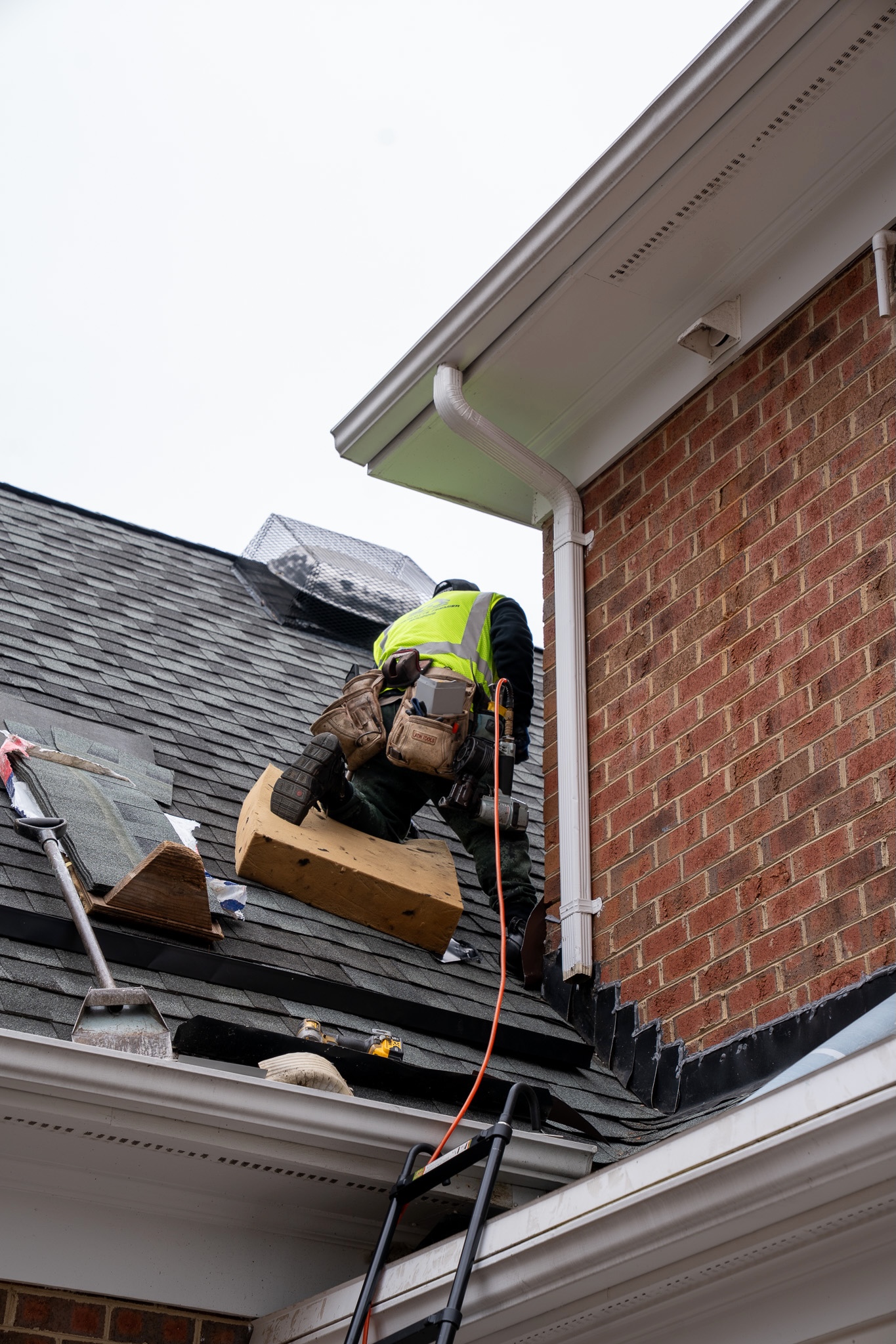 Roof flashing leak repair in Weddington NC
