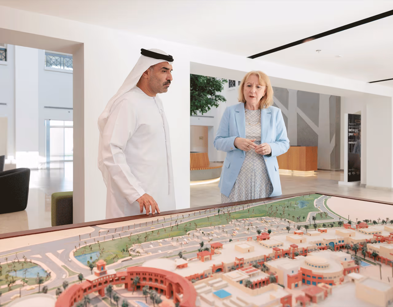 Frankfurt School opens Executive Education Centre in Dubai Knowledge Park Kick-off with first International Executive Campus Week in November