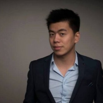 [headshot] image of customer (for a productivity tools business)