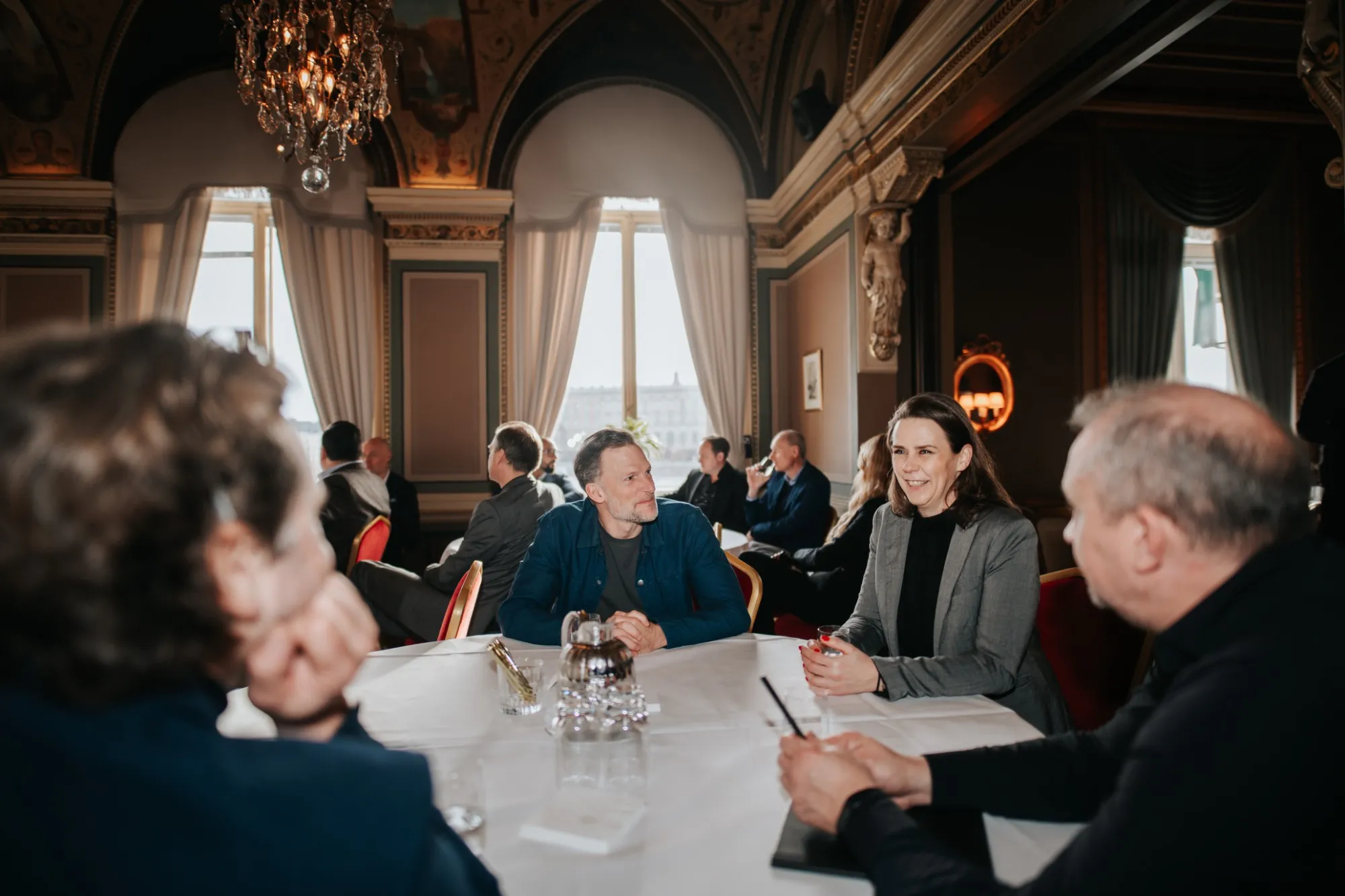 Samtal runt bordet