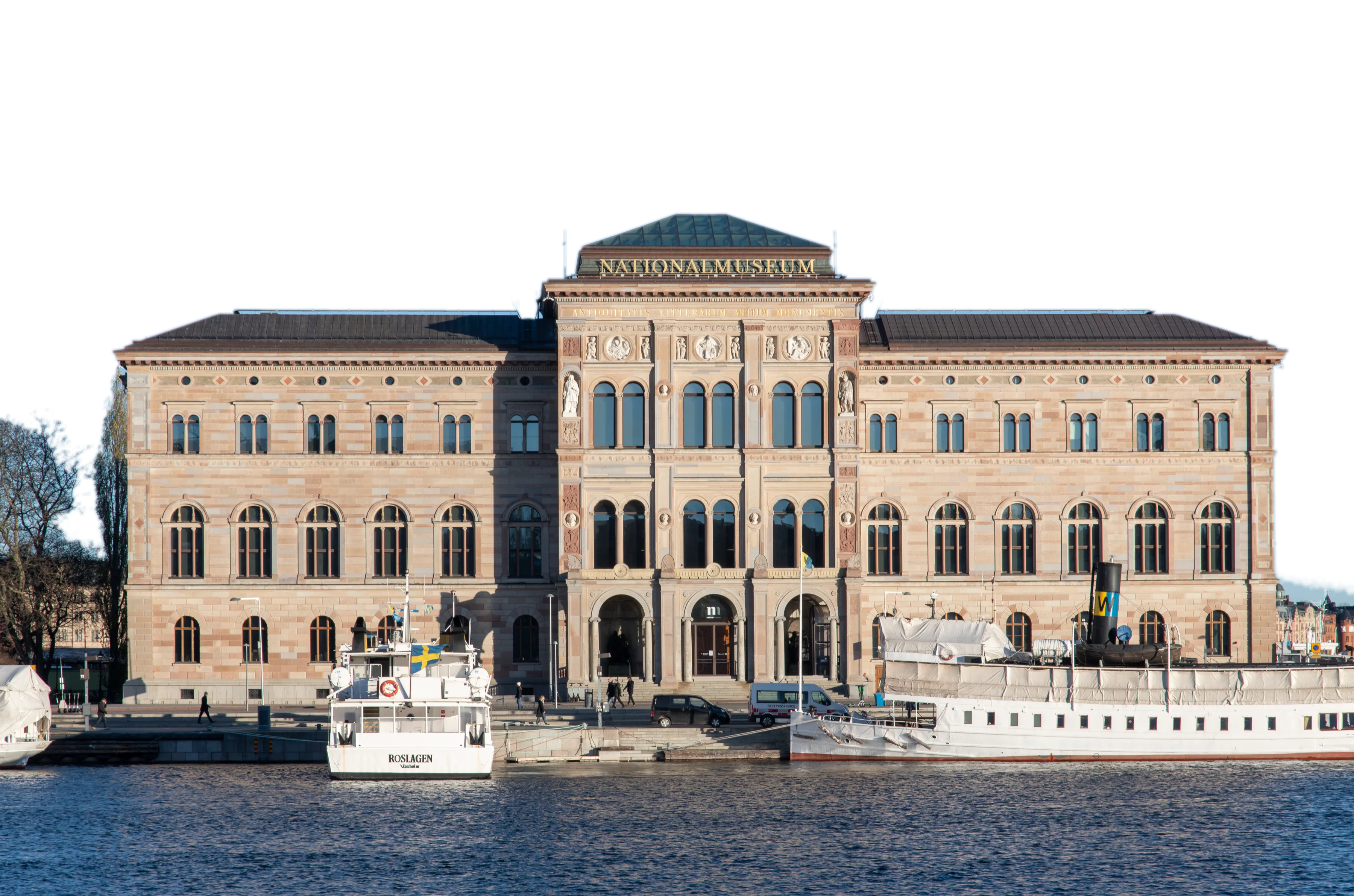 Nationalmuseum vid vattnet i Stockholm