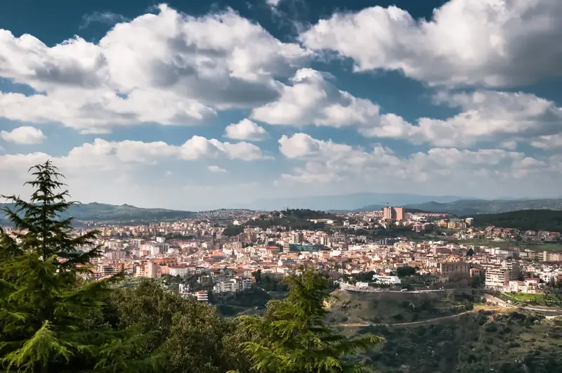 Panorama collinare di Nuoro in Sardegna