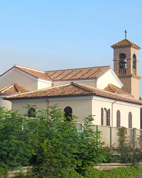 Roma, Saxa Rubra: chiesa di Santa Maria Immacolata a Grottarossa