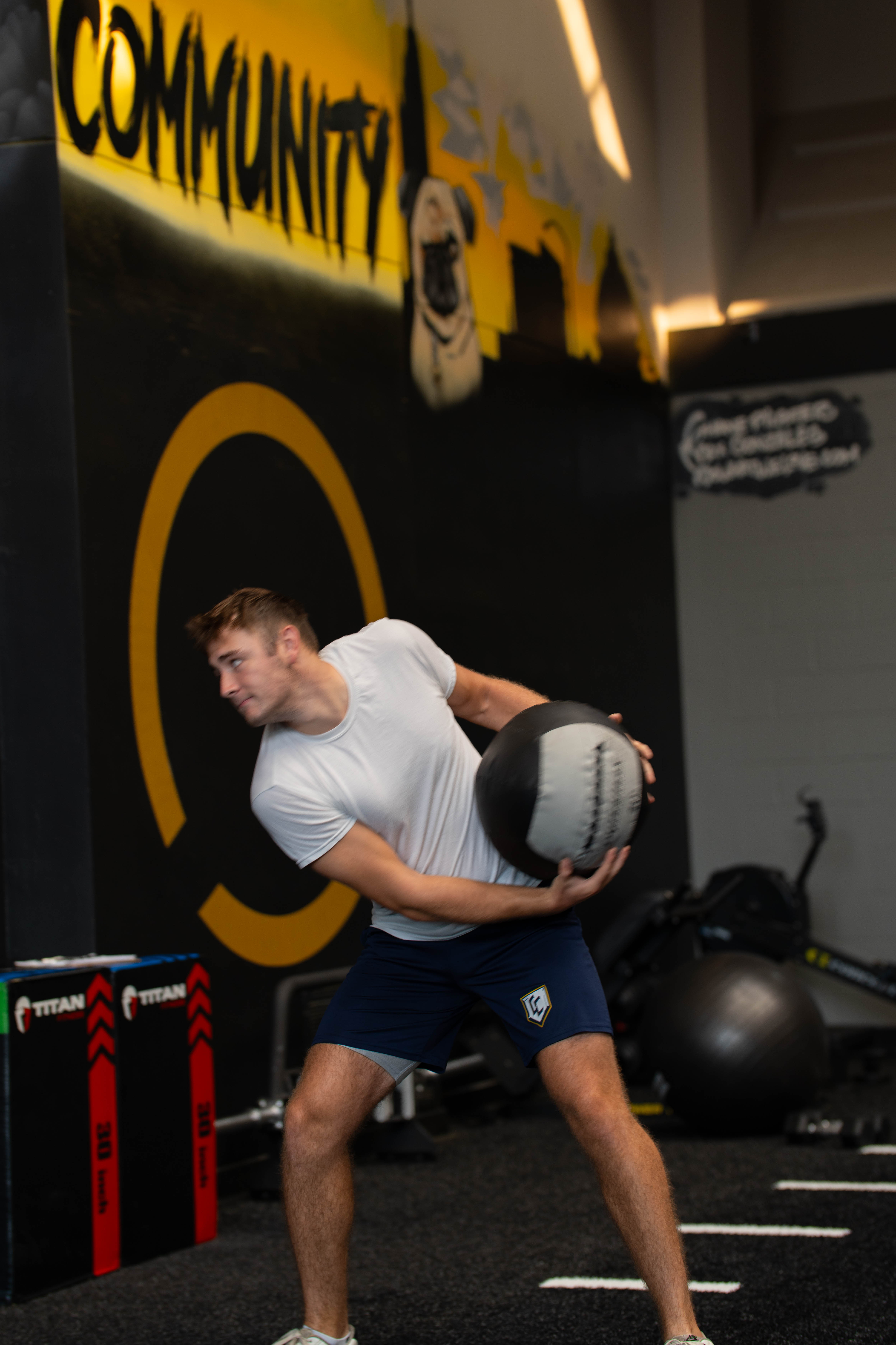 High school athlete training for sports performance training in Pittsburgh