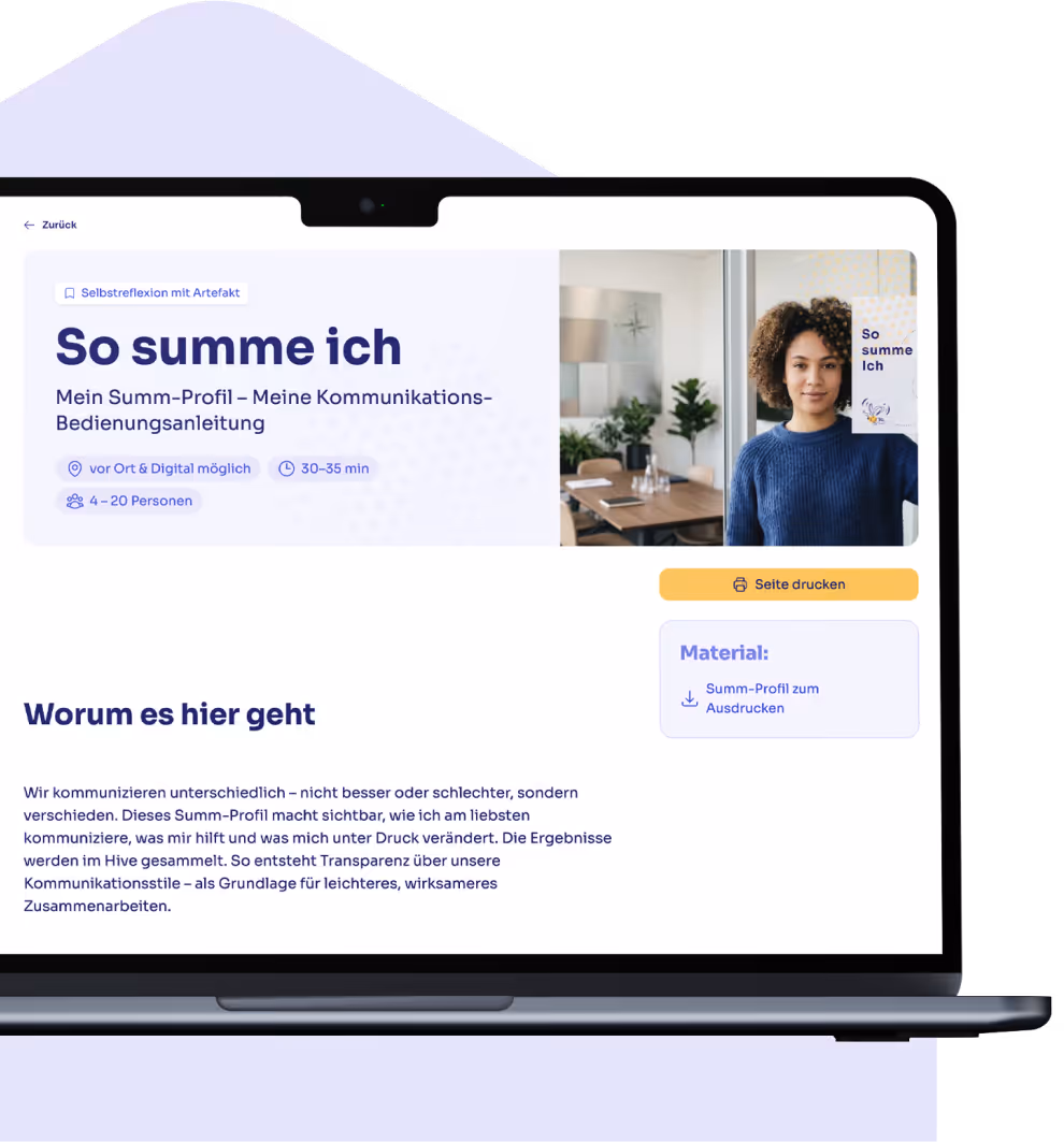 Laptop screen showing a webpage with the title 'So summe ich' and a profile photo of a woman, featuring sections on communication profile and usage instructions.