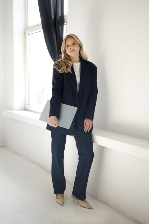 Radca prawny i mediator Sylwia Matkowska-Tonkiewicz; Kancelaria MT Legal Sylwia Matkowska-Tonkiewicz; Toruń; Pomogę Ci przejść przez rozwód bez strachu o finanse, kredyty i biznes.