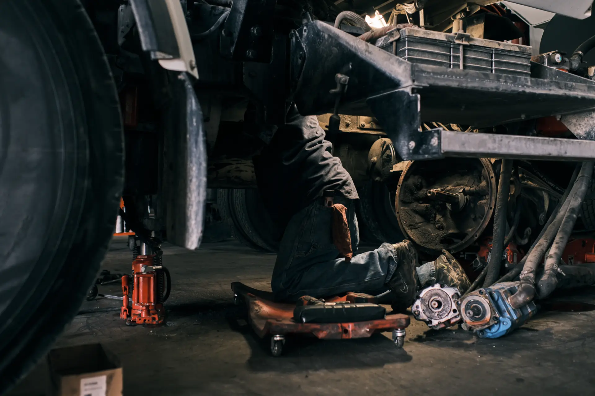 Diesel mechanic providing truck repair in Coldwater, MI