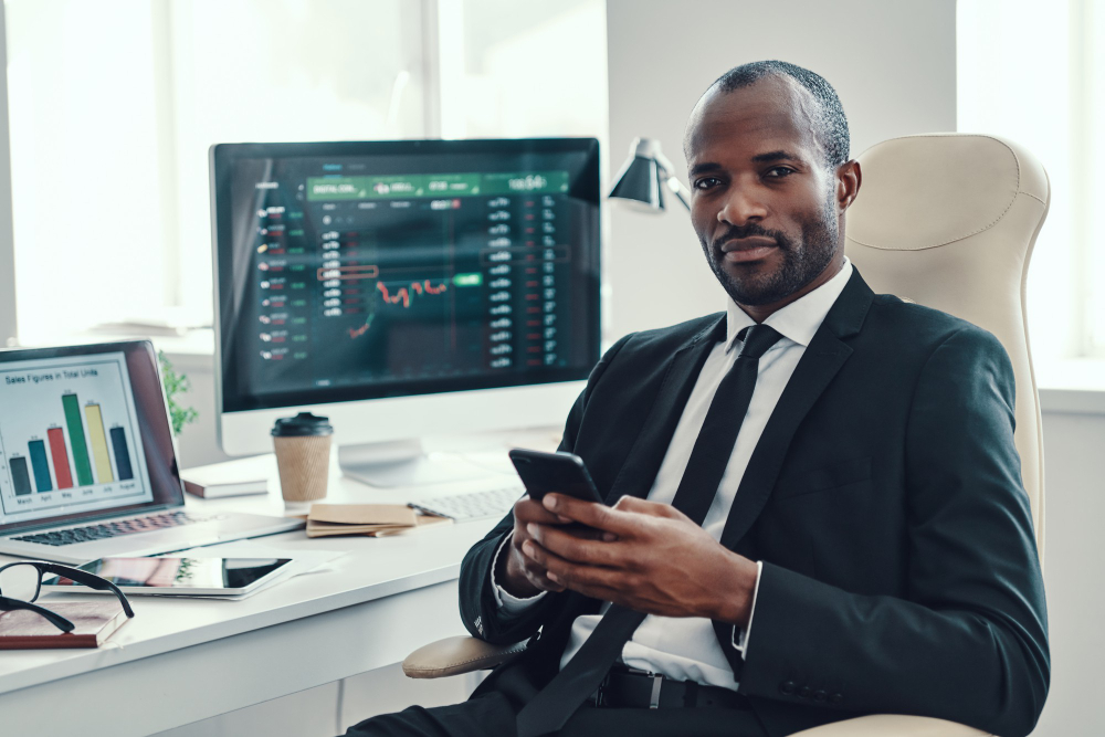 man in a suit - Best Software For Automated Trading