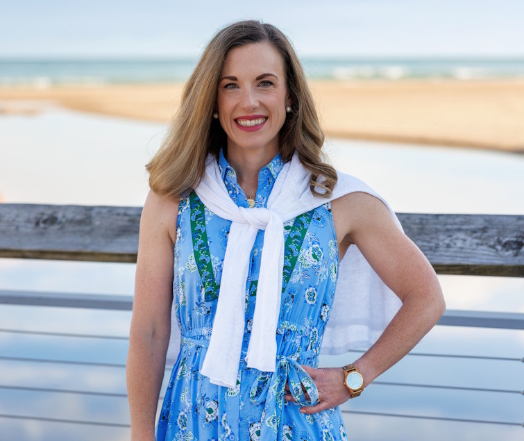 Dr. Heather Hradek – Dunes Dental Studio | Dentist in Valparaiso, IN