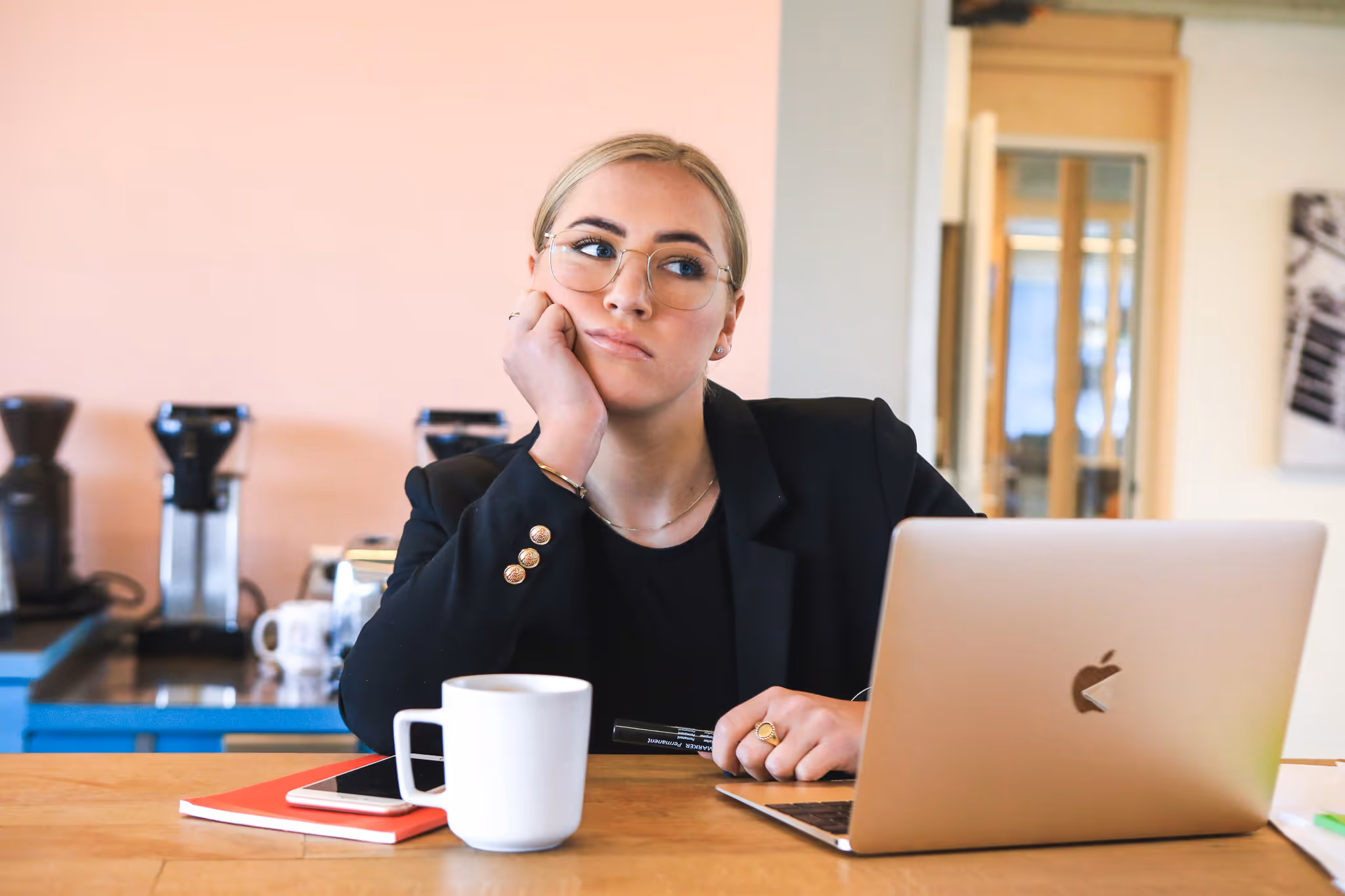 Overwhelmed lady working on computer