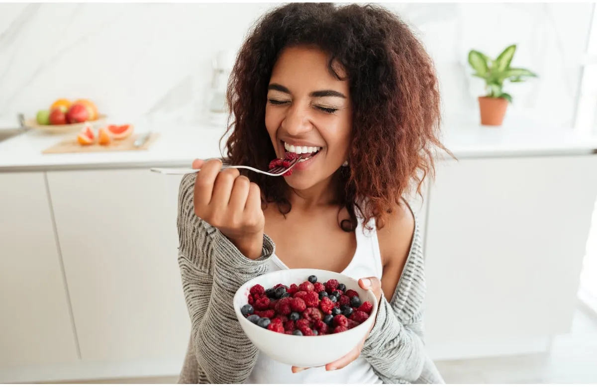 4 Food Essentials To Keep Your Skin Radiant